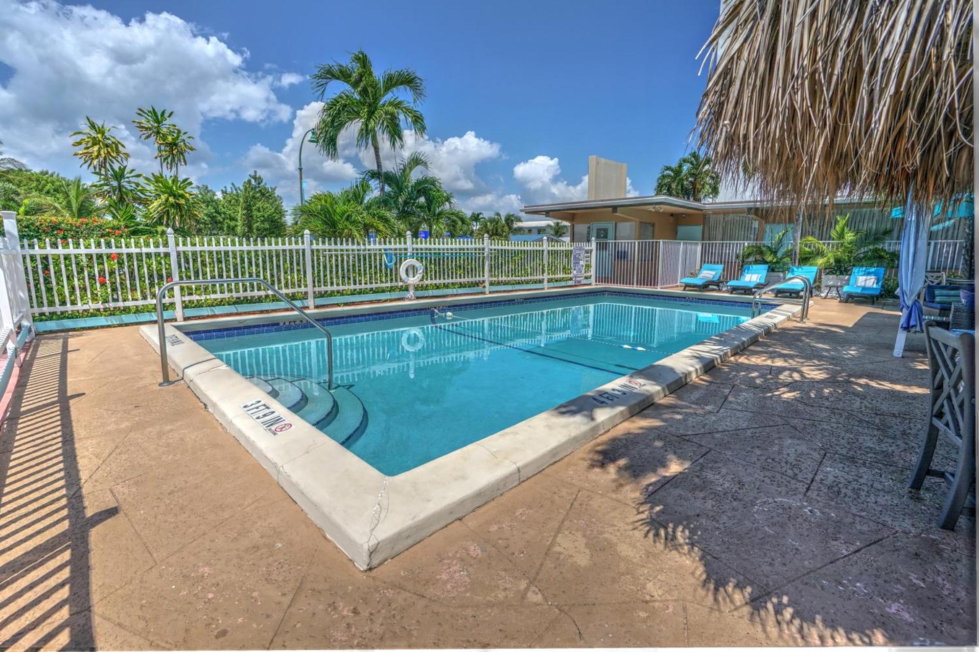 Castle By The Sea Motel Fort Lauderdale Exterior photo