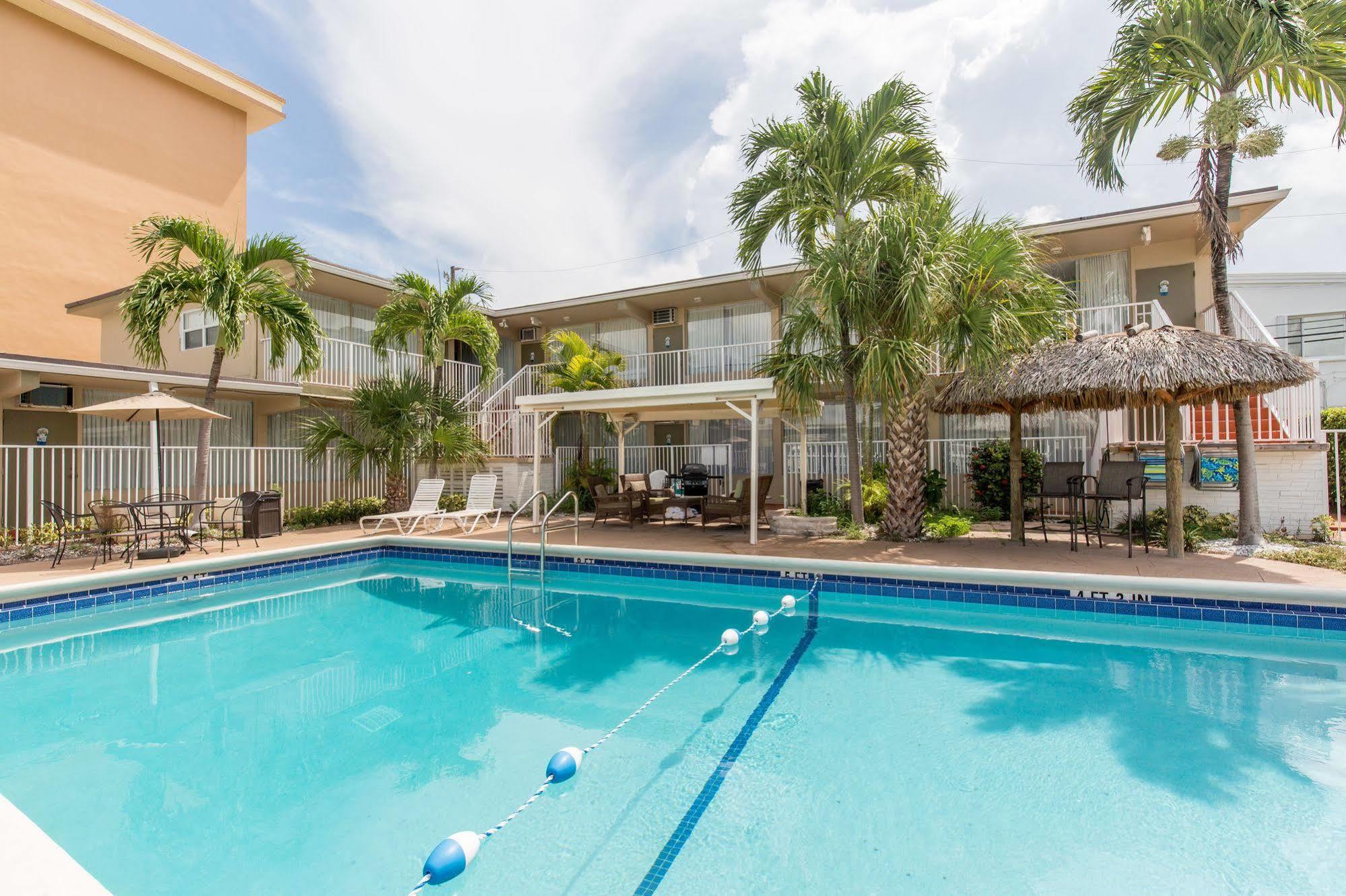 Castle By The Sea Motel Fort Lauderdale Exterior photo