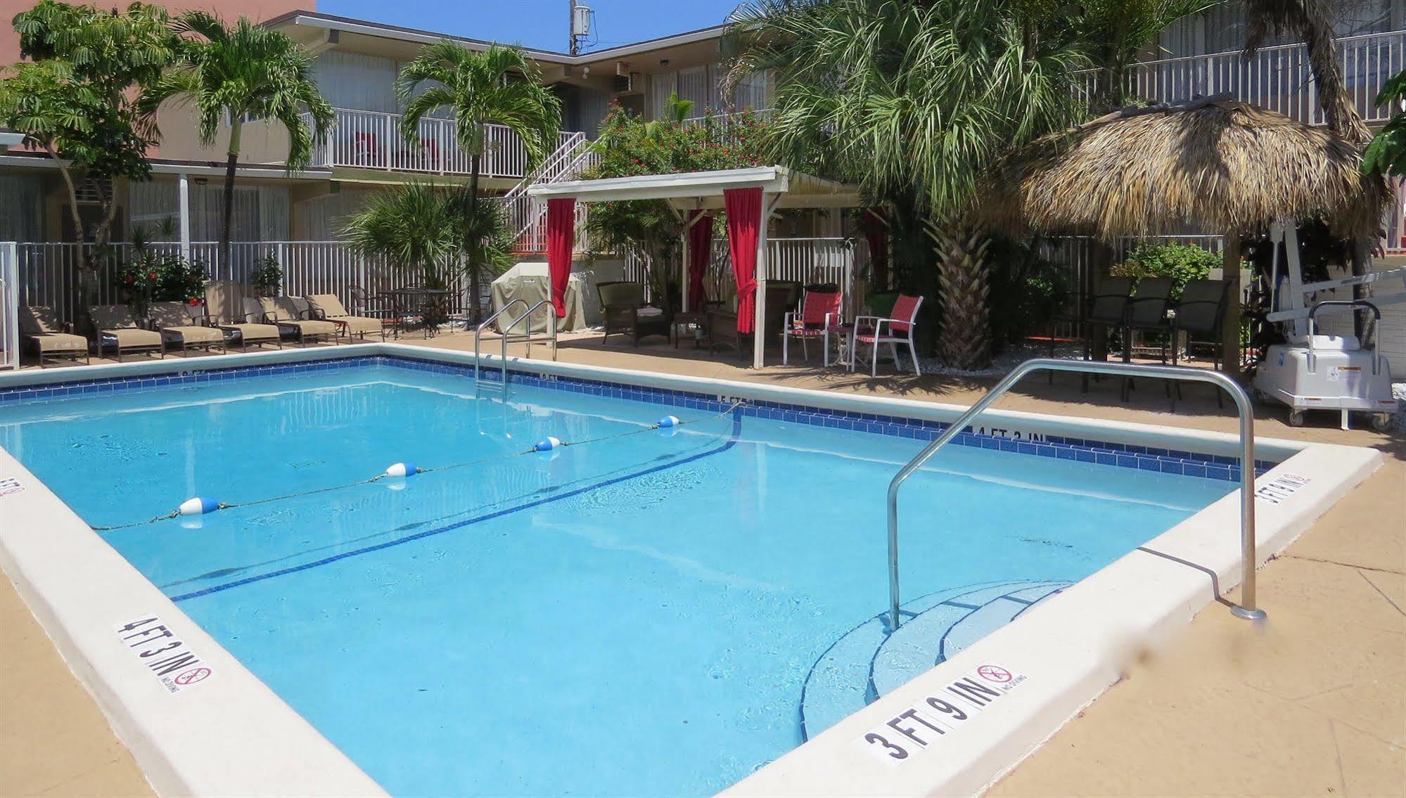 Castle By The Sea Motel Fort Lauderdale Exterior photo