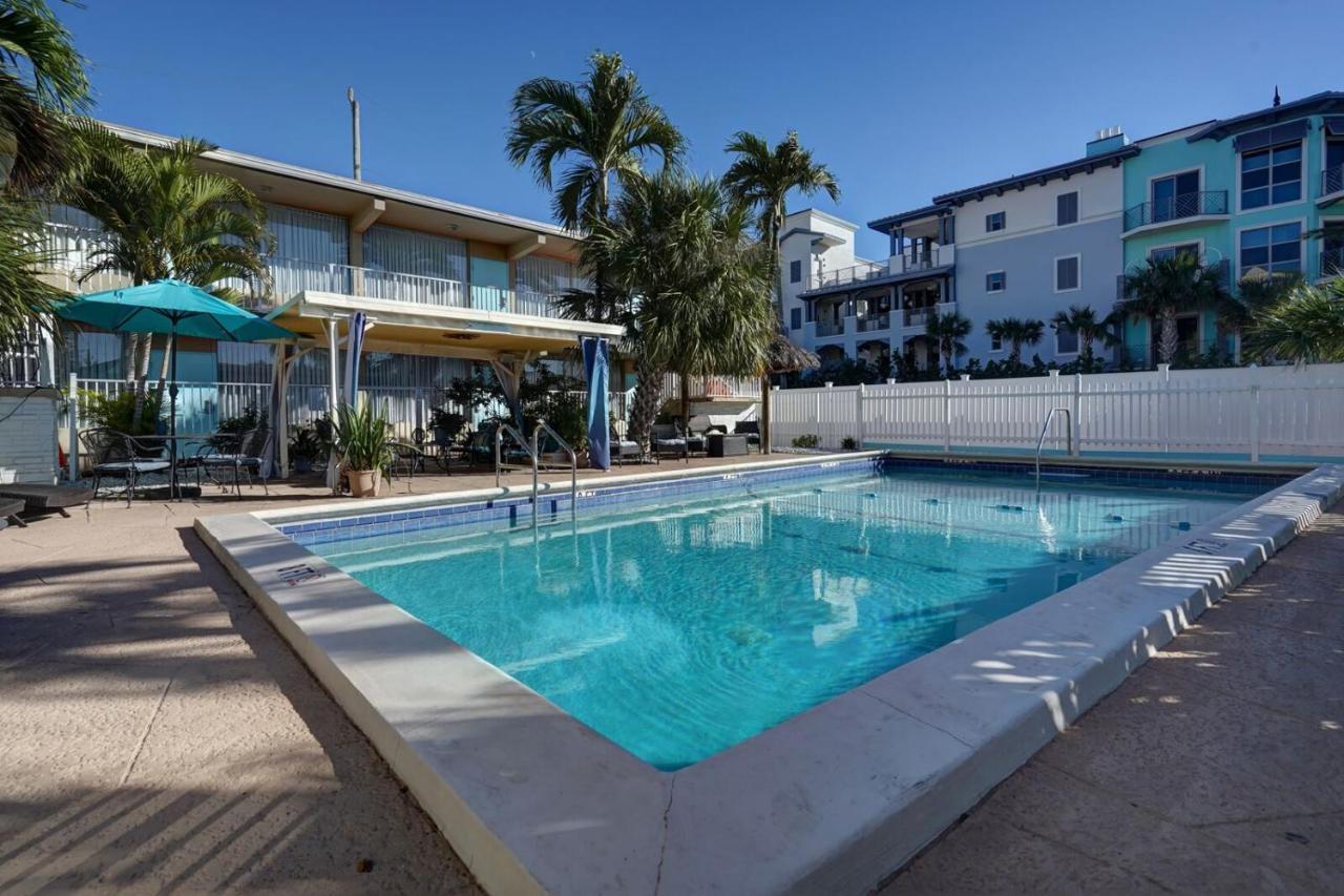 Castle By The Sea Motel Fort Lauderdale Exterior photo